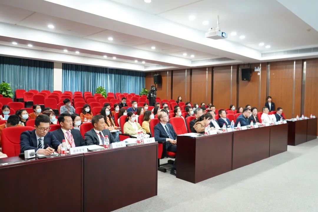 融合創(chuàng)新·引領(lǐng)未來(lái) —— 中藥控股一方制藥&島津尖端技術(shù)交流會(huì)暨合作實(shí)驗(yàn)室簽約/掛牌儀式圓滿(mǎn)結(jié)束